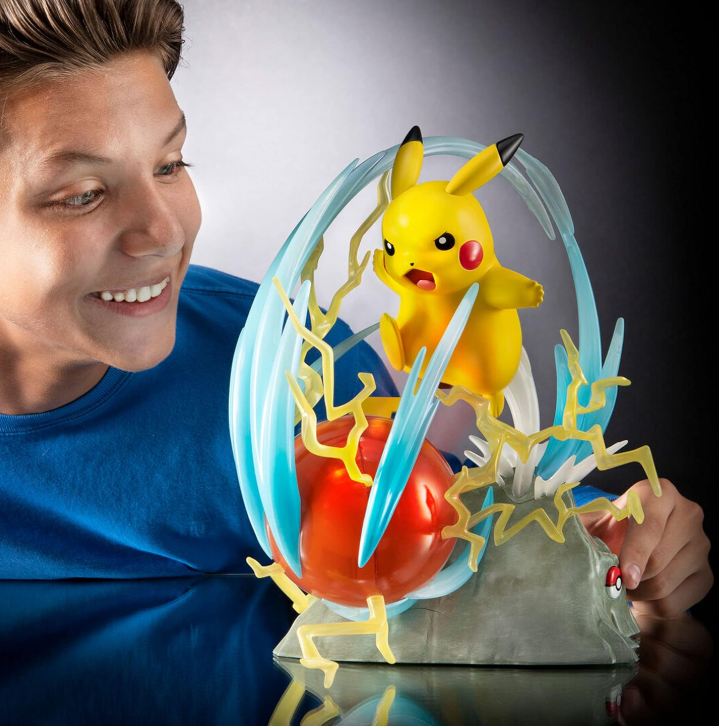 Pokémon/ Figura coleccionable Pikachu Light FX