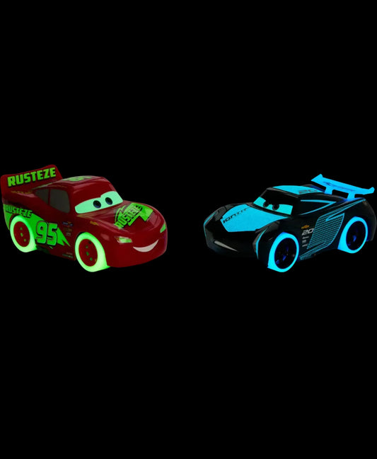 Disney Pixar / Cars Track Talkers Glow Racers Lightning McQueen & Jackson Storm / Carros Parlanchines Brillan en la oscuridad McQueen & Jackson Storm